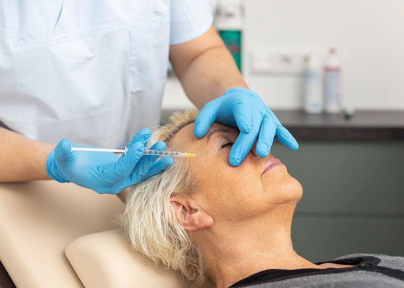 Treatment with botulinum toxin at the practice clinic of Dr. Million, Oldenburg Botox-Injektion